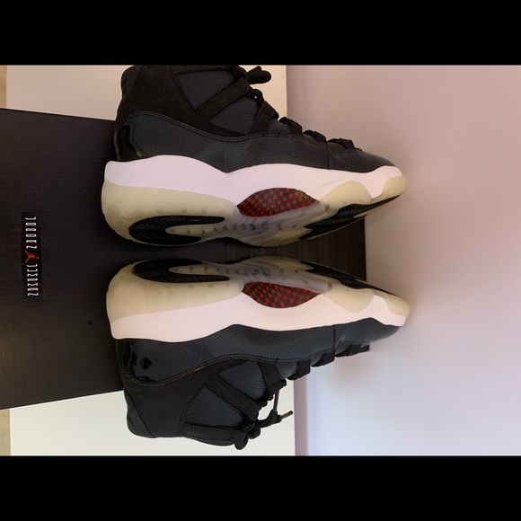 72-10 Jordan 11’s - Picture 3 of 8